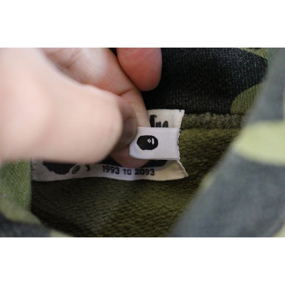 BAPE A Bating Ape Mens Large 3M Reflective Camo Spell Out Hoodie P328 - Picture 6 of 12